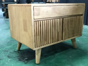 MINI TABLE 600